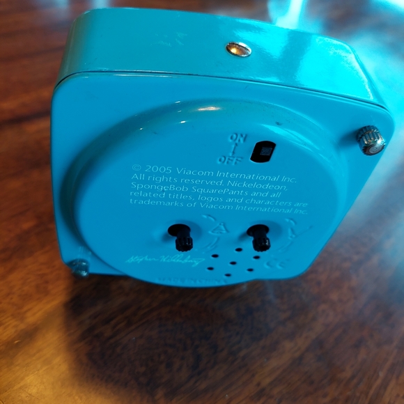 SpongeBob SquarePants Alarm Clock Analog Metal Retro 2005 Viacom - Picture 4 of 8